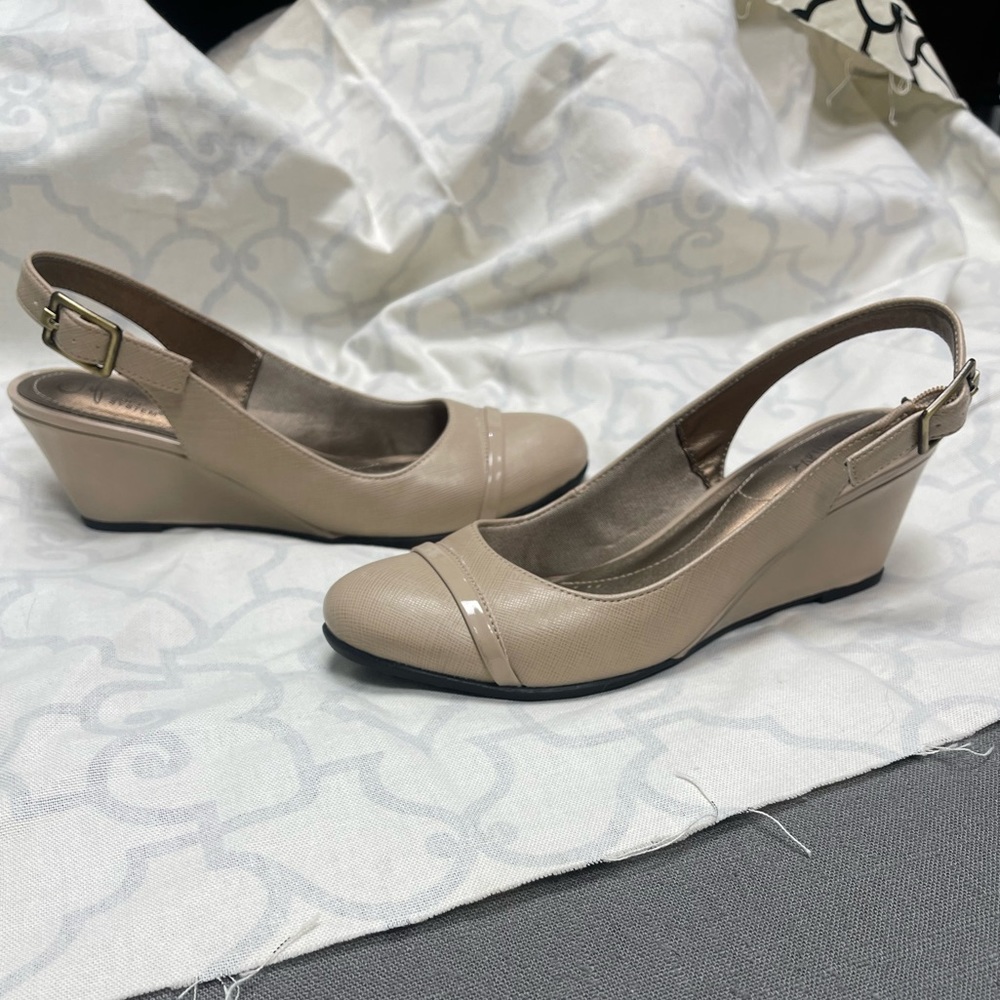 Womens LifeStride Flex shoes